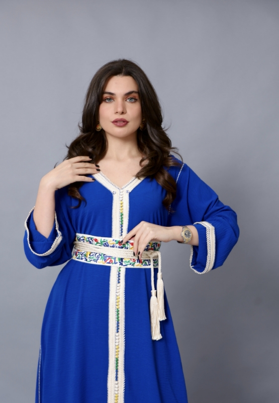 صورة Modern Moroccan Kaftan With Embroidered Belt